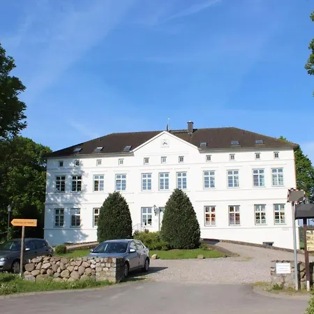 Herrenhaus App.04 *