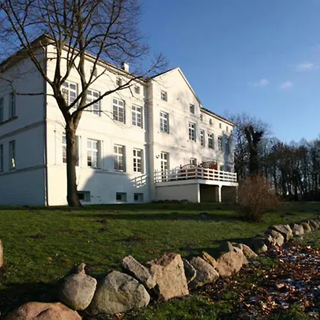 Herrenhaus App.04 Apartamento Blengow