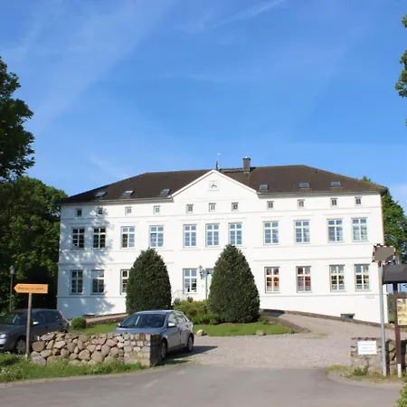 Apartment Herrenhaus App.04 Blengow